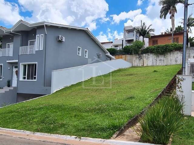 Casas em condomínio à venda no Alphaville Residencial Zero em Barueri