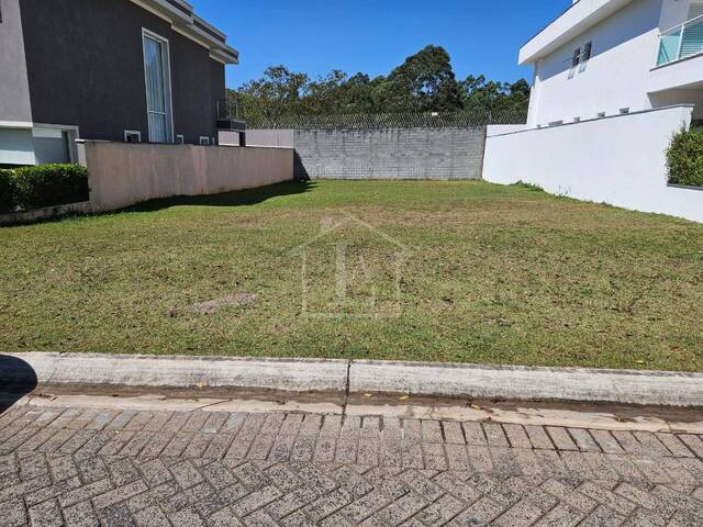 #LA1706B - Terreno em condomínio para Venda em Santana de Parnaíba - SP